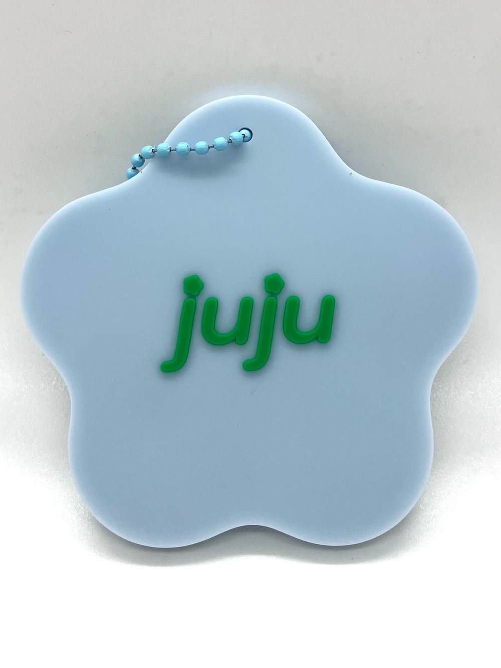 CJ Hendry JuJu Light Blue and Green Flower Silicone Keychain from Juju World New - Picture 4 of 6